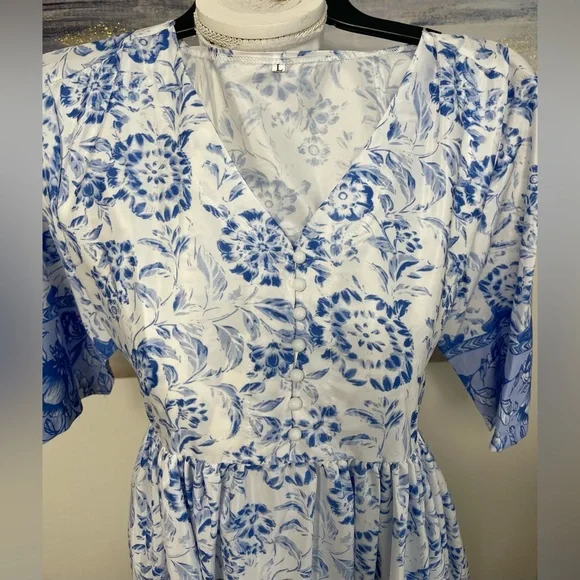 🥳SUMMER🥳 MALDILA BLUE/White Boho Midi Dress, Size L - Picture 6 of 9